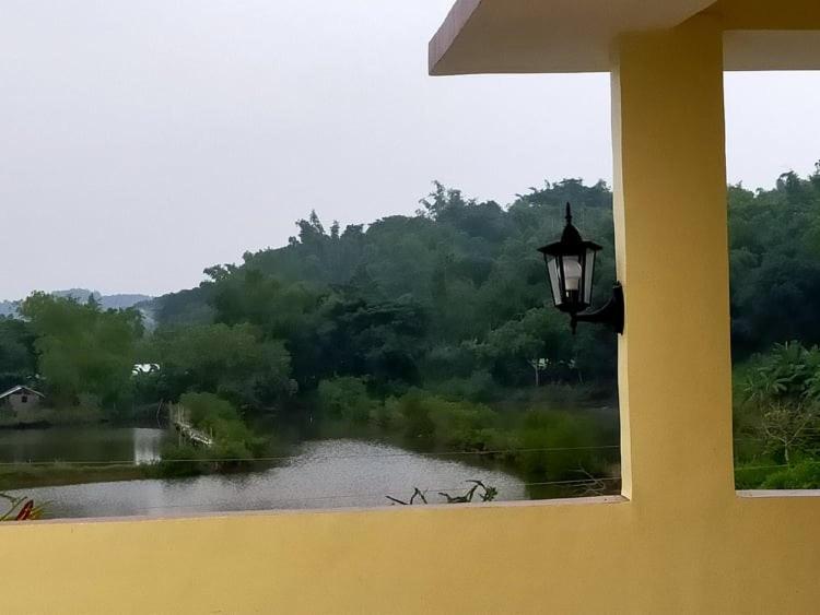 Casa De Flores Alaminos Kültér fotó
